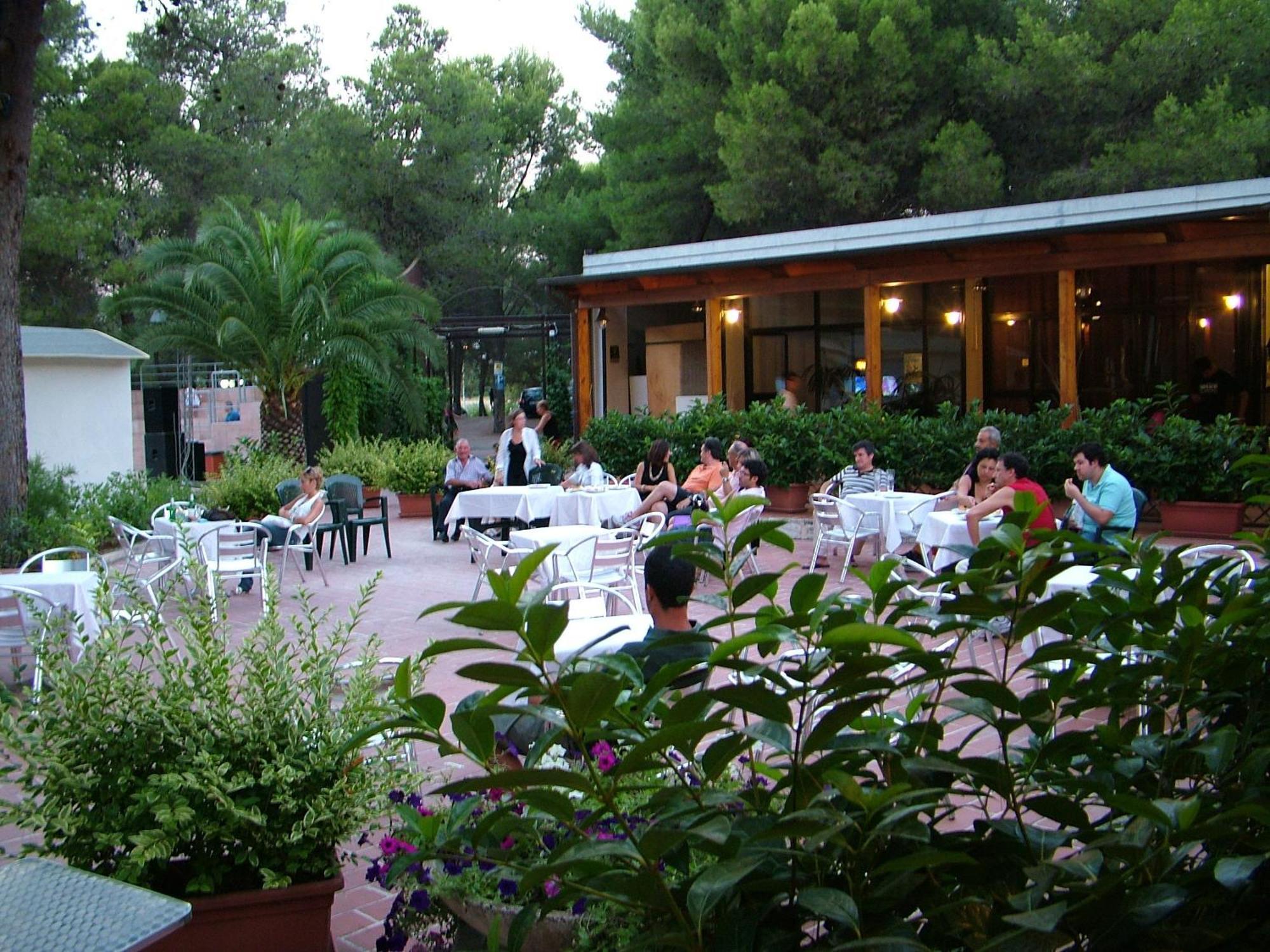 Riva Dei Greci Camping Village Metaponto Pokoj fotografie